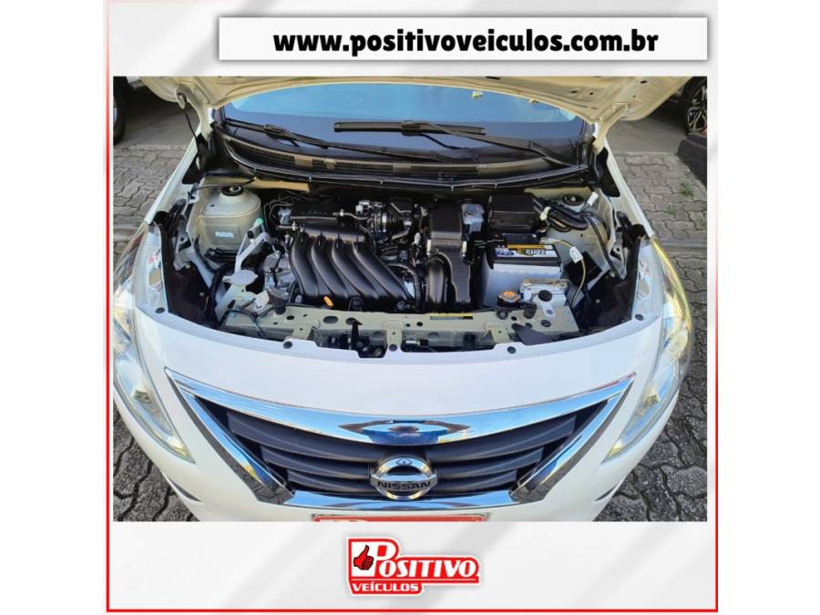 NISSAN - VERSA - 2019/2020 - Branca - R$ 67.700,00