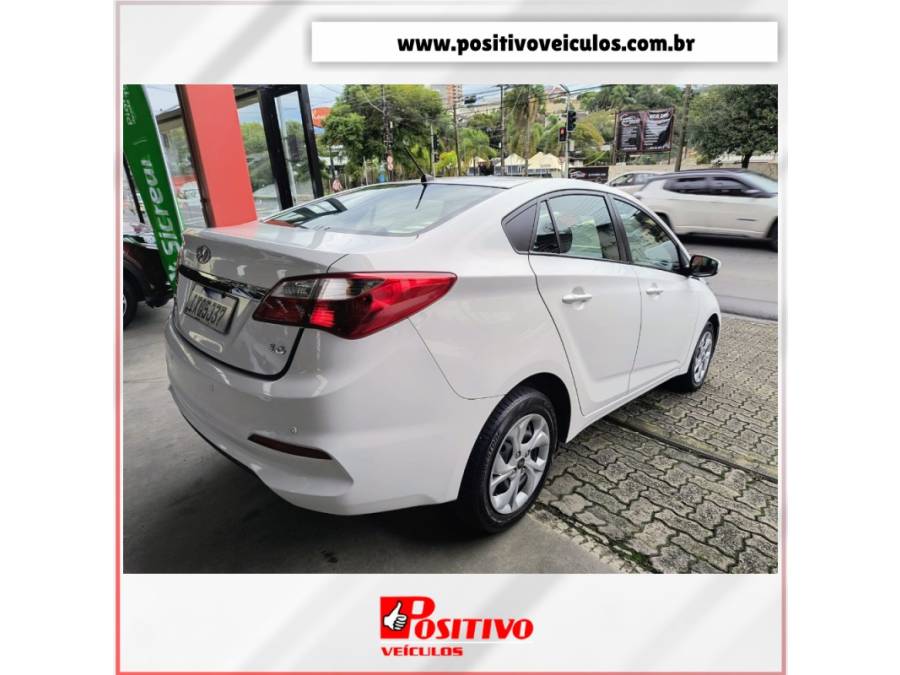 HYUNDAI - HB20S - 2016/2017 - Branca - R$ 62.500,00