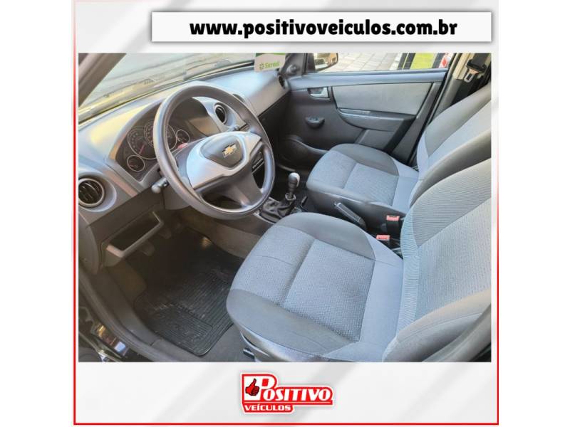 CHEVROLET - CELTA - 2011/2012 - Preta - R$ 29.900,00