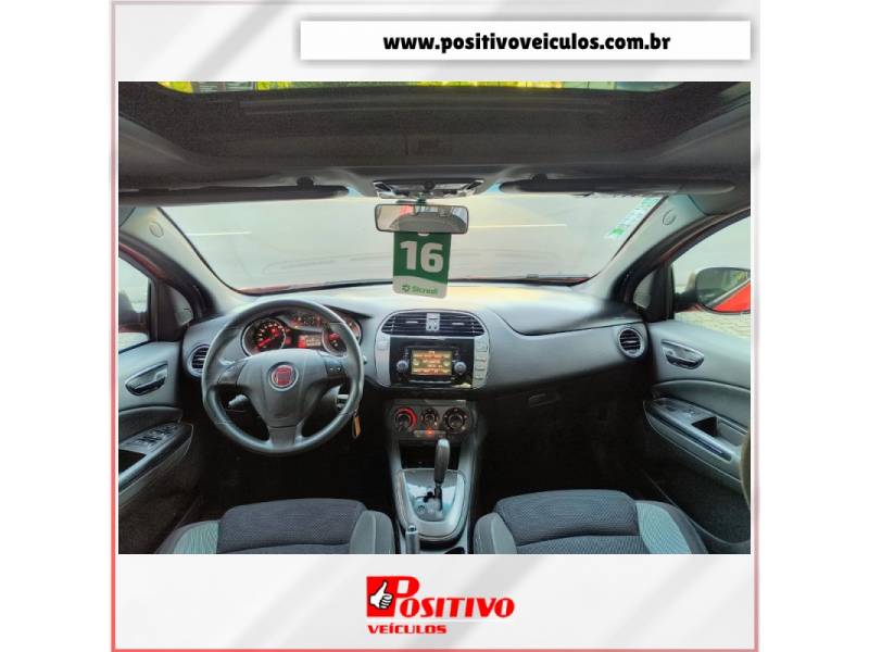 FIAT - BRAVO - 2015/2016 - Vermelha - R$ 54.800,00