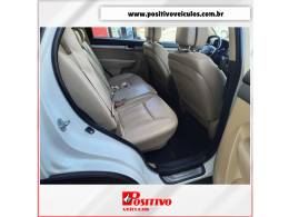 KIA MOTORS - SORENTO - 2014/2015 - Branca - R$ 93.900,00