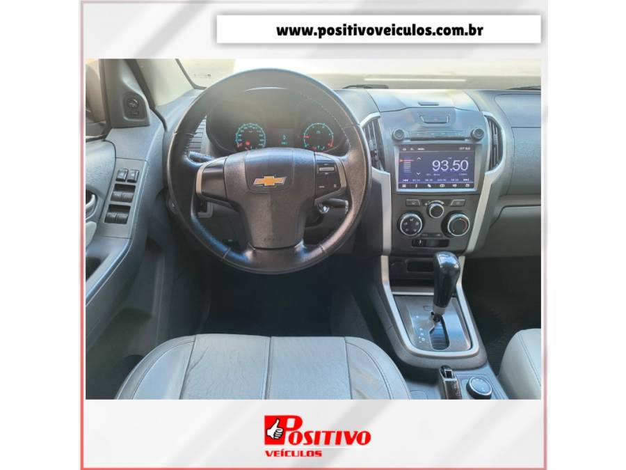 CHEVROLET - S10 - 2012/2013 - Preta - R$ 110.900,00