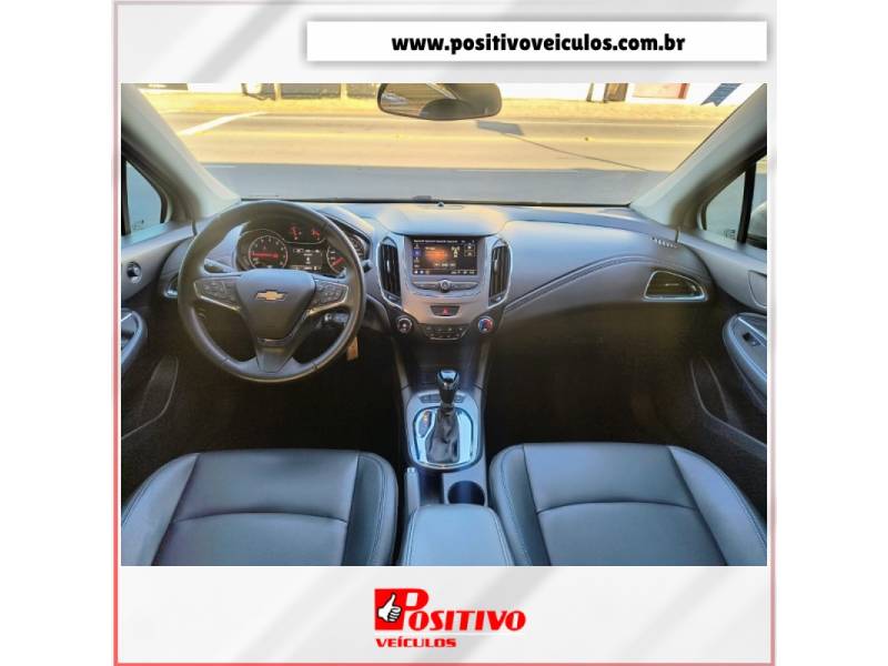 CHEVROLET - CRUZE - 2020/2020 - Prata - R$ 99.900,00