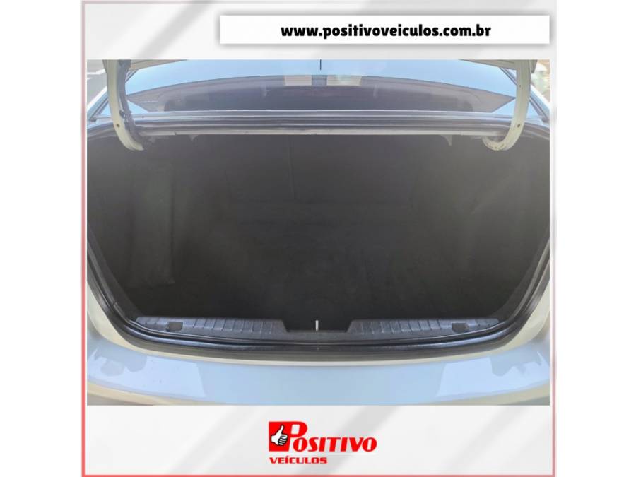 CHEVROLET - CRUZE - 2014/2014 - Prata - R$ 59.500,00