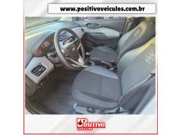 CHEVROLET - ONIX - 2019/2019 - Branca - R$ 62.500,00