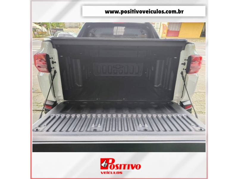 CHEVROLET - MONTANA - 2024/2025 - Branca - R$ 139.800,00