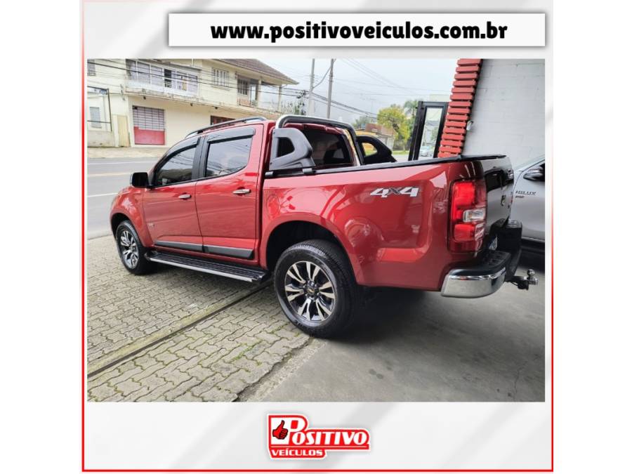 CHEVROLET - S10 - 2017/2018 - Vermelha - R$ 139.900,00