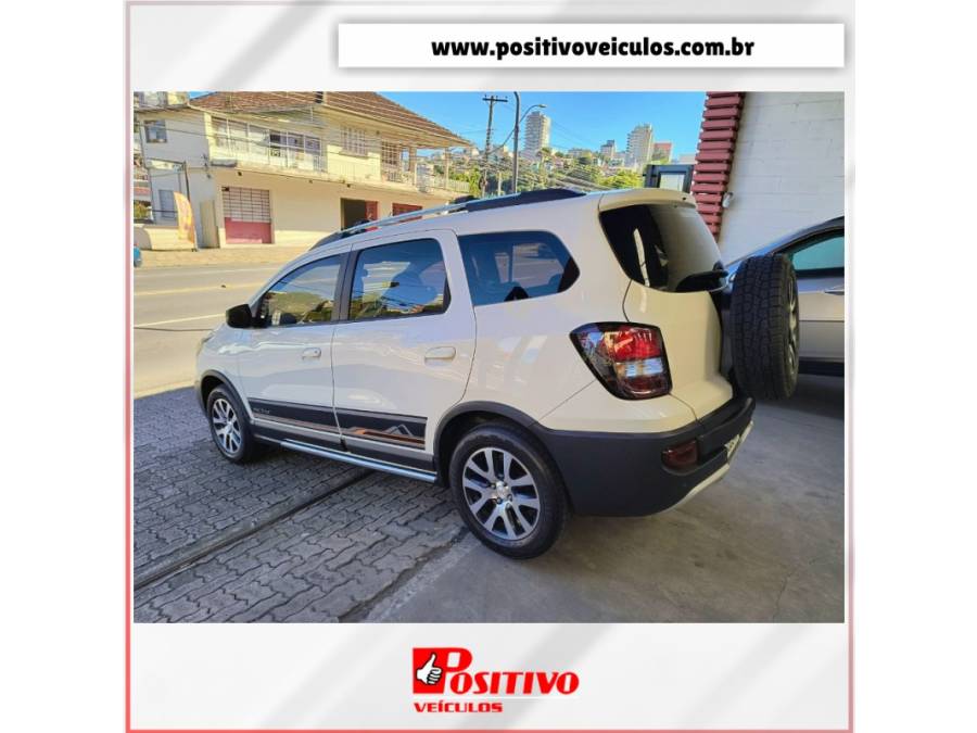 CHEVROLET - SPIN - 2016/2016 - Branca - R$ 62.800,00