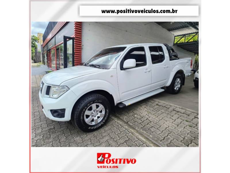 NISSAN - FRONTIER - 2016/2016 - Prata - R$ 113.500,00