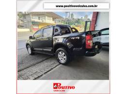 CHEVROLET - S10 - 2012/2013 - Preta - R$ 110.900,00