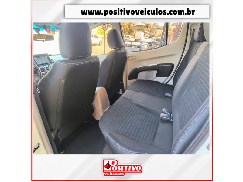MITSUBISHI - L200 TRITON - 2014/2015 - Branca - R$ 89.500,00