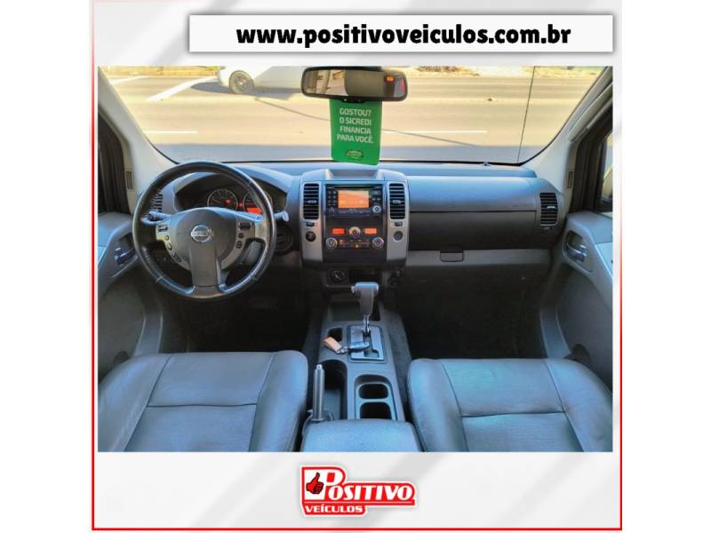 NISSAN - FRONTIER - 2013/2014 - Cinza - R$ 104.900,00