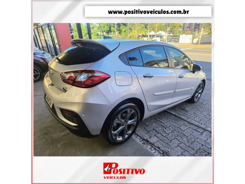 CHEVROLET - CRUZE - 2020/2020 - Prata - R$ 99.900,00