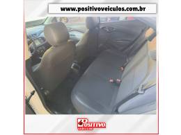 CHEVROLET - ONIX - 2019/2019 - Branca - R$ 62.500,00