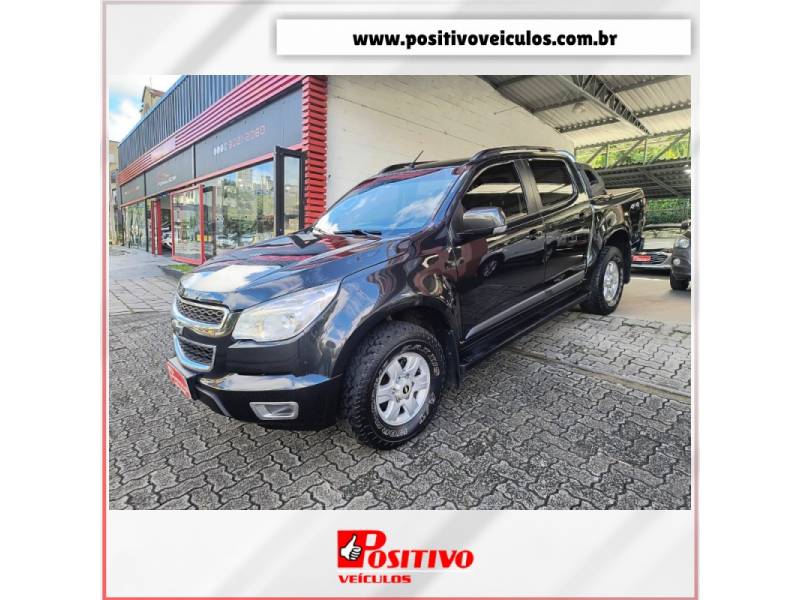 CHEVROLET - S10 - 2012/2013 - Preta - R$ 110.900,00