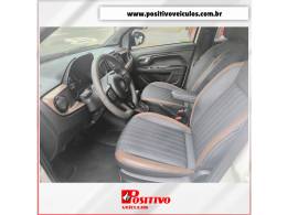 FIAT - STRADA - 2023/2023 - Branca - R$ 119.500,00