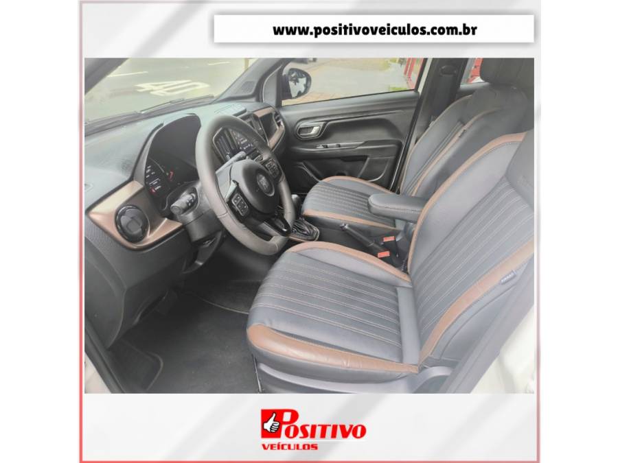 FIAT - STRADA - 2023/2023 - Branca - R$ 119.500,00