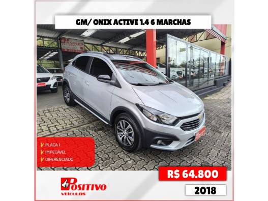 CHEVROLET - ONIX - 2017/2018 - Prata - R$ 64.800,00