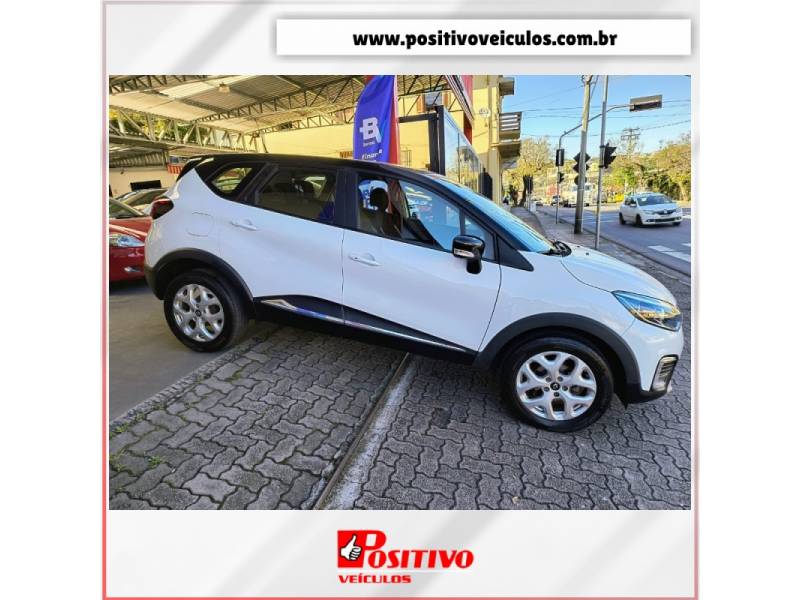 RENAULT - CAPTUR - 2018/2019 - Branca - R$ 79.500,00