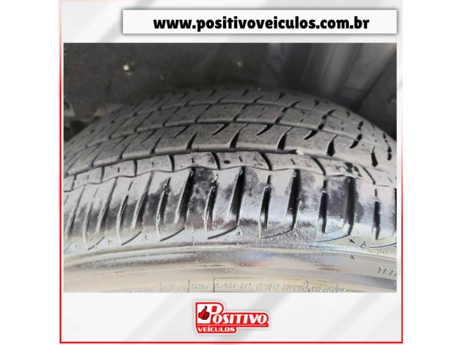 TOYOTA - COROLLA - 2021/2022 - Prata - R$ 139.700,00