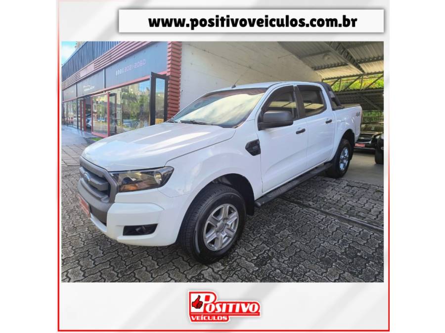 FORD - RANGER - 2016/2017 - Branca - R$ 128.700,00
