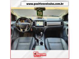 FORD - RANGER - 2018/2019 - Cinza - R$ 144.500,00