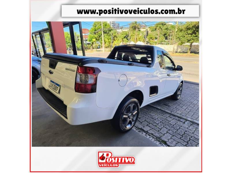 CHEVROLET - MONTANA - 2014/2015 - Branca - R$ 46.700,00