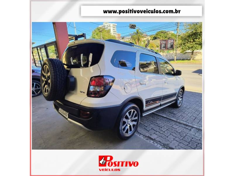 CHEVROLET - SPIN - 2016/2016 - Branca - R$ 62.800,00