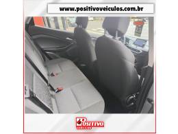 CHEVROLET - TRACKER - 2022/2023 - Cinza - R$ 99.700,00