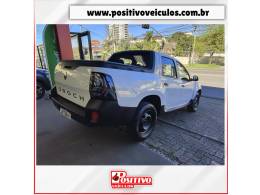 RENAULT - OROCH - 2022/2023 - Branca - R$ 89.500,00