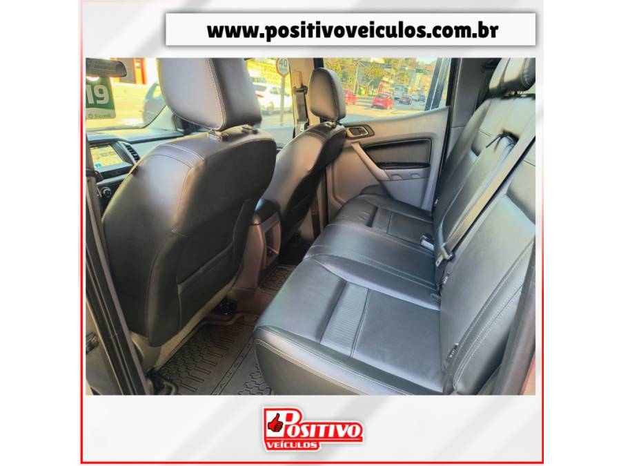 FORD - RANGER - 2018/2019 - Cinza - R$ 144.500,00