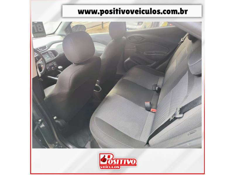 CHEVROLET - ONIX - 2018/2018 - Cinza - R$ 58.900,00