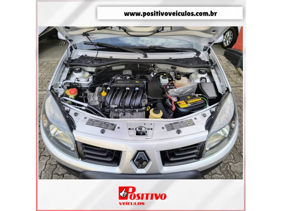 RENAULT - SANDERO - 2010/2011 - Prata - R$ 36.900,00