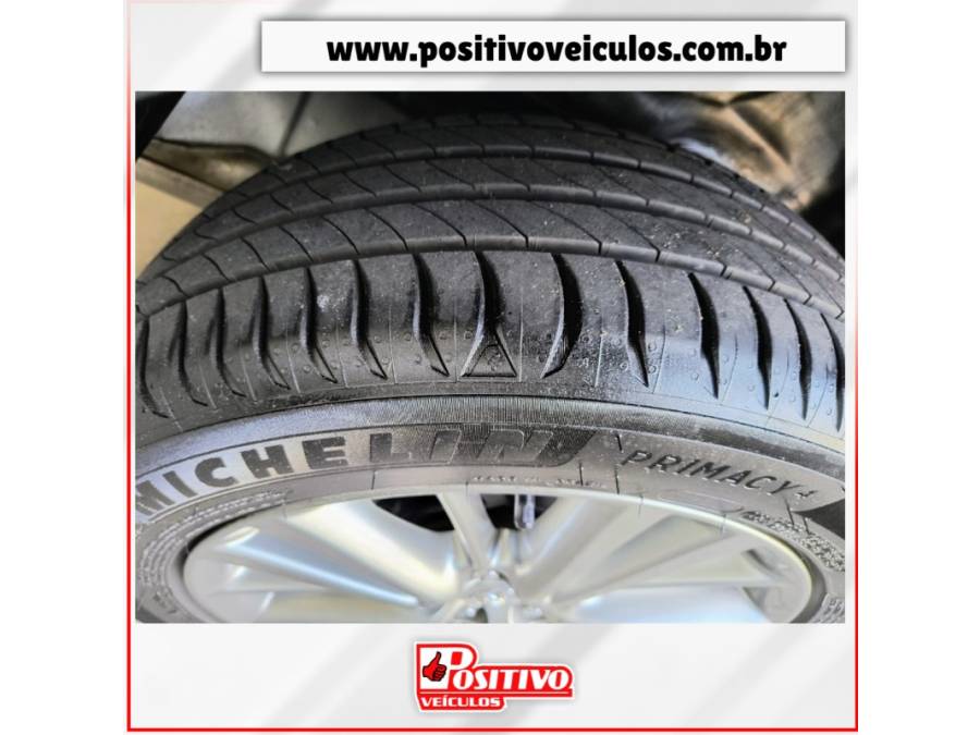 TOYOTA - COROLLA - 2017/2017 - Cinza - R$ 93.700,00