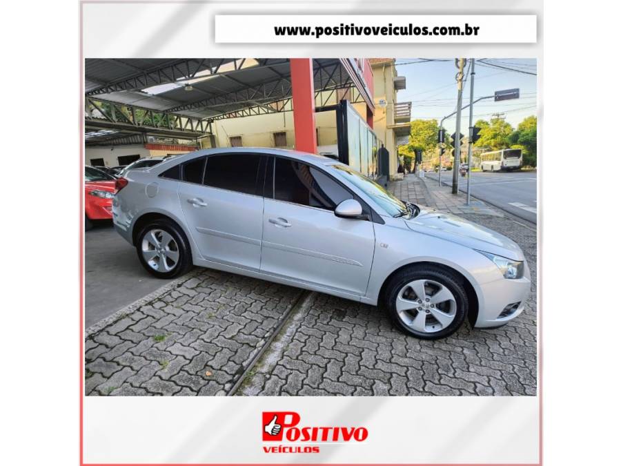 CHEVROLET - CRUZE - 2014/2014 - Prata - R$ 59.500,00