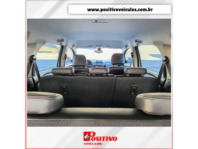 CHEVROLET - SPIN - 2022/2022 - Prata - R$ 92.500,00