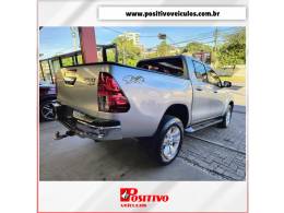 TOYOTA - HILUX - 2018/2018 - Prata - R$ 168.900,00