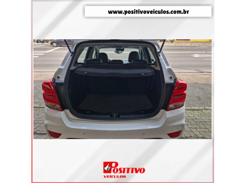 CHEVROLET - TRACKER - 2019/2019 - Branca - R$ 95.500,00