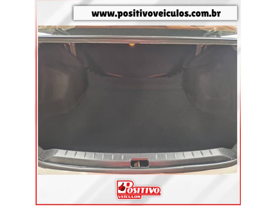 TOYOTA - ETIOS - 2017/2017 - Prata - R$ 65.900,00