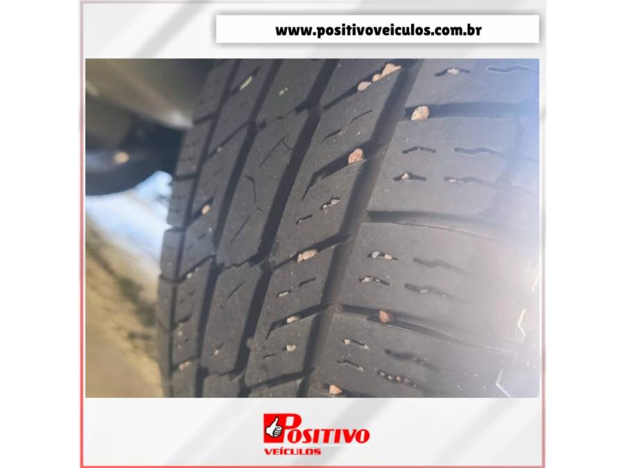 CHEVROLET - SPIN - 2022/2022 - Prata - R$ 92.500,00