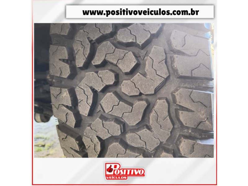 TROLLER - T4 - 2021/2021 - Branca - R$ 235.000,00