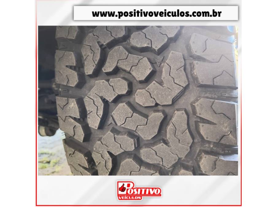 TROLLER - T4 - 2021/2021 - Branca - R$ 235.000,00