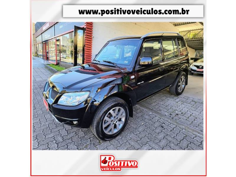MITSUBISHI - PAJERO TR4 - 2014/2015 - Preta - R$ 77.500,00