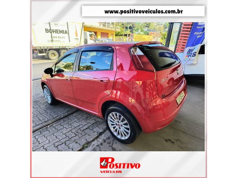 FIAT - PUNTO - 2011/2012 - Vermelha - R$ 35.900,00