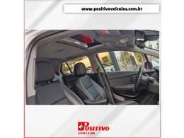 CHEVROLET - TRACKER - 2019/2019 - Branca - R$ 95.500,00