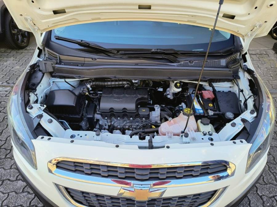 CHEVROLET - SPIN - 2016/2016 - Branca - R$ 62.800,00