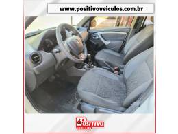 RENAULT - DUSTER - 2019/2020 - Branca - R$ 75.500,00