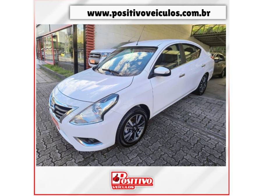 NISSAN - VERSA - 2019/2020 - Branca - R$ 67.700,00