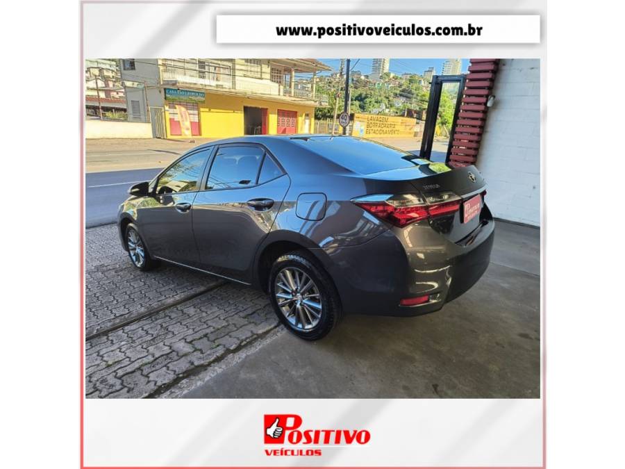 TOYOTA - COROLLA - 2019/2019 - Cinza - R$ 95.500,00