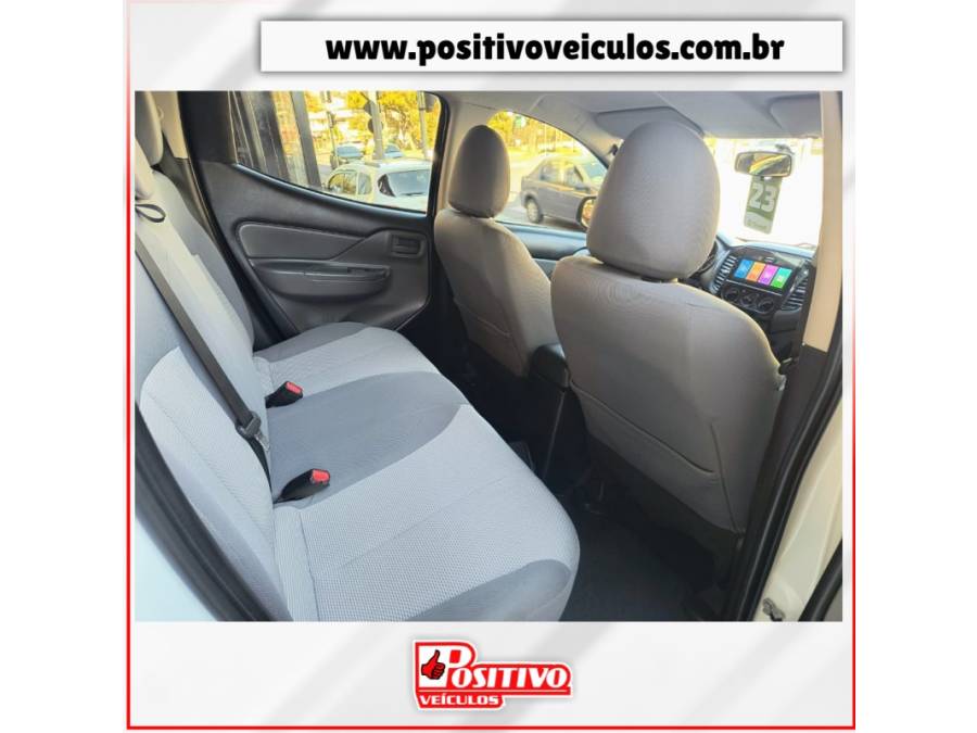 MITSUBISHI - L200 TRITON - 2012/2023 - Branca - R$ 147.500,00